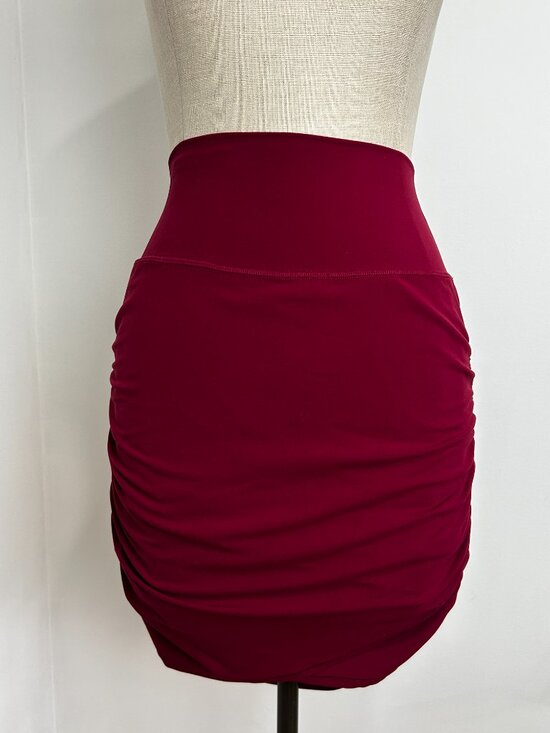Athleta Pants - Athleta Transcend Ruched Skort Size S Small Berry Burgundy Pockets Summer SU23